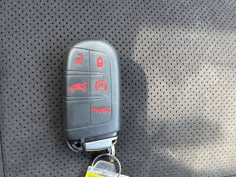 Used 2016 Dodge Challenger R/T Scat Pack w/ Leather Interior Group RWD image 26