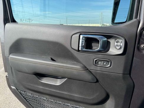 New 2026 Jeep Gladiator Sport image 27