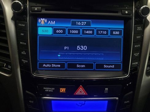 Used 2014 Hyundai Elantra GT w/ Option Group 03 image 25