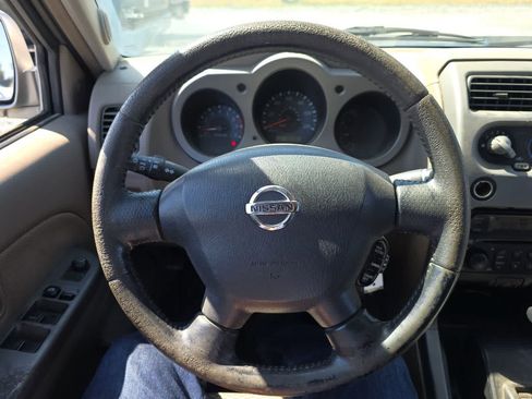 Used 2002 Nissan Frontier SE RWD image 22