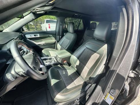 Used 2023 Ford Explorer Timberline w/ Timberline Technology Package AWD/4WD image 18