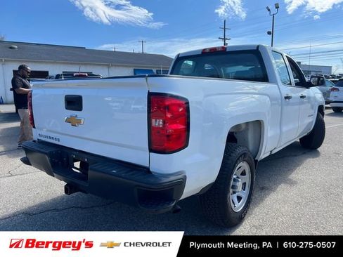 Used 2018 Chevrolet Silverado 1500 W/T w/ Trailering Package image 8