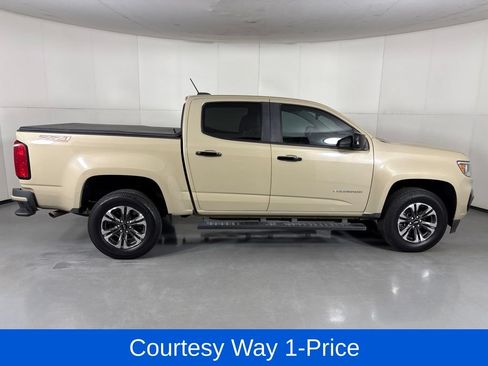 Used 2021 Chevrolet Colorado Z71 RWD image 12