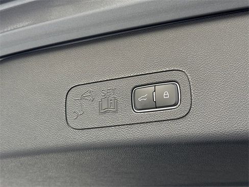 New 2025 Lincoln Aviator Premiere image 14