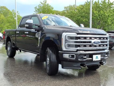 Used 2024 Ford F350 Platinum w/ FX4 Off-Road Package AWD/4WD image 6