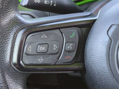 Used 2018 Jeep Wrangler Sport image 22