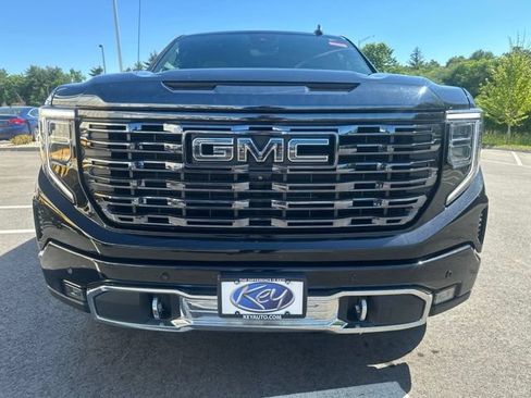 Used 2023 GMC Sierra 1500 Denali Ultimate AWD/4WD image 8