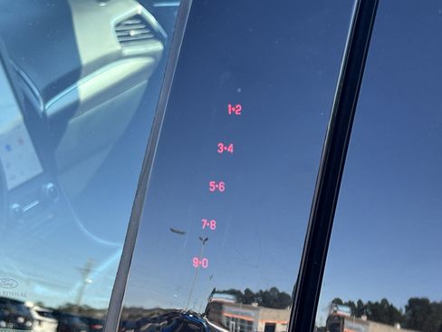 Certified 2022 Ford Edge Titanium w/ Equipment Group 301A image 33