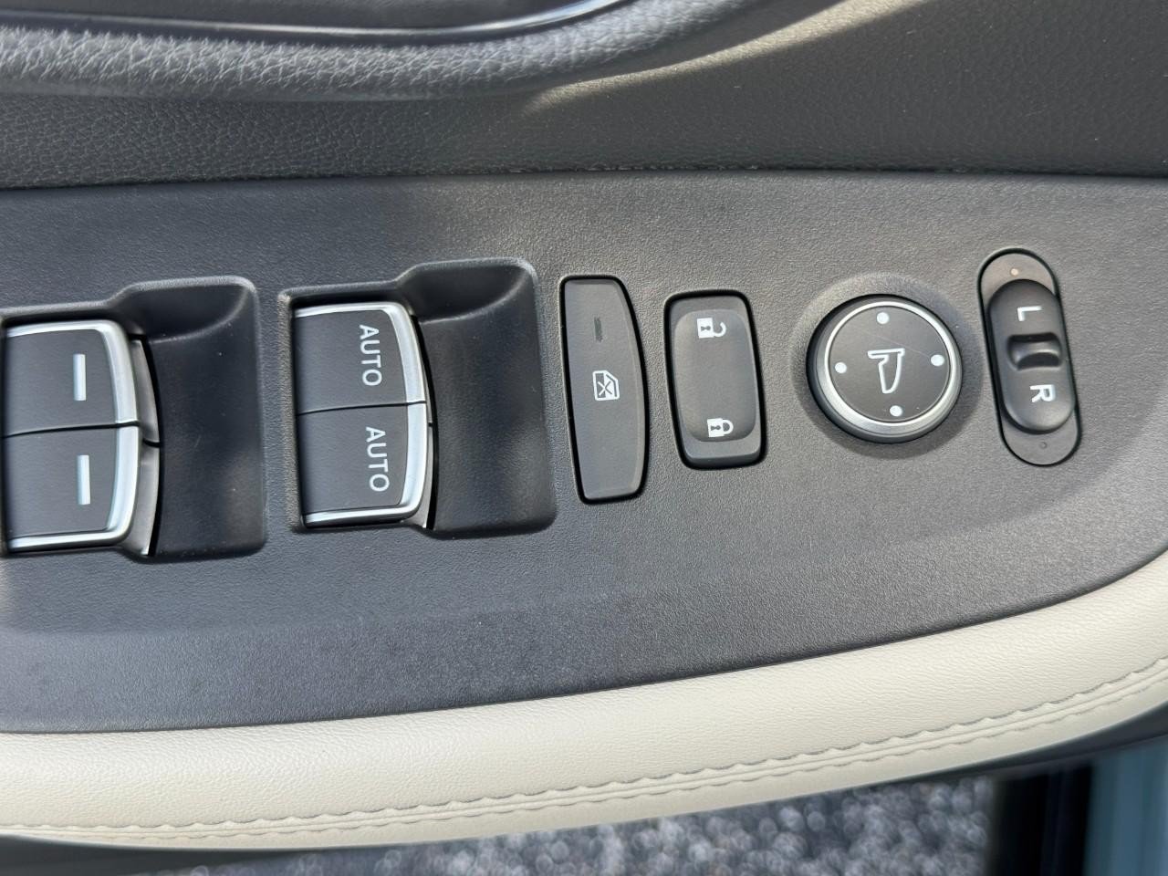 Certified 2026 Honda HR-V EX-L image 18