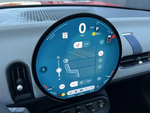 New 2026 MINI Cooper 2-Door Hardtop image 18