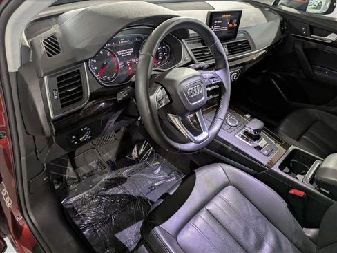 Used 2019 Audi Q5 2.0T Premium w/ Convenience Package image 10