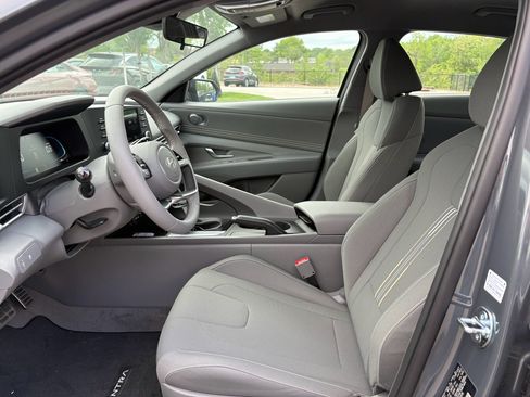 New 2026 Hyundai Elantra Sport FWD image 11