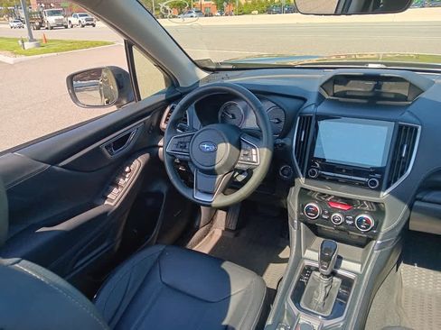 Used 2023 Subaru Forester Touring AWD/4WD image 13