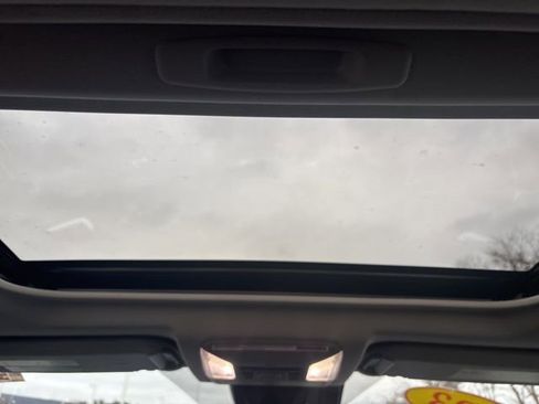 Used 2023 Toyota RAV4 XLE image 36