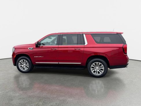Used 2023 GMC Yukon XL Denali AWD/4WD image 6