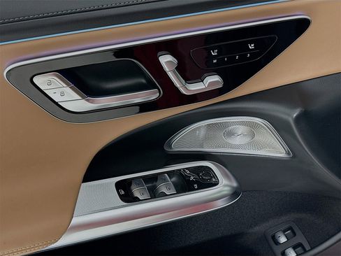 New 2026 Mercedes-Benz E 53 AMG e 4MATIC Sedan image 19