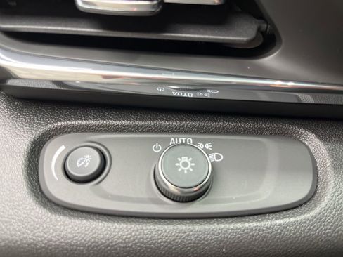 New 2026 Buick Envista Sport Touring w/ Convenience I Package FWD image 10