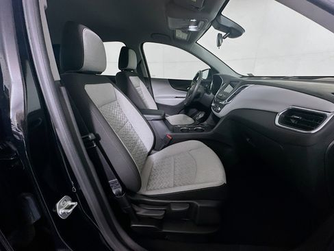 Used 2024 Chevrolet Equinox LS w/ Midnight Edition image 31