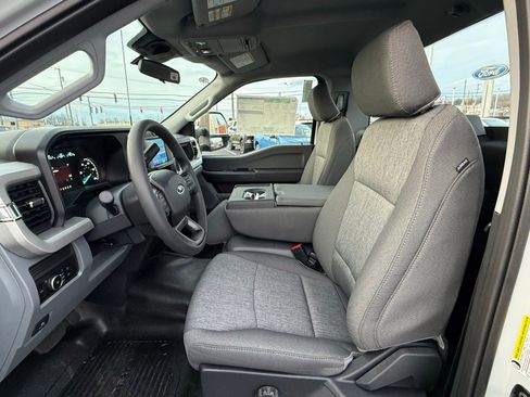 New 2026 Ford F350 4x4 Regular Cab Super Duty image 15