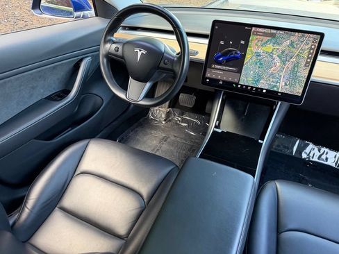 Used 2018 Tesla Model 3 Long Range RWD image 40