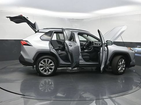 Used 2025 Toyota RAV4 XLE Premium w/ Weather Package FWD image 41