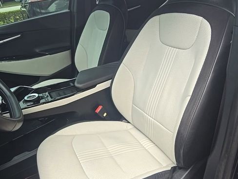 Used 2024 Kia EV6 GT-Line w/ GT-Line White Seat Package image 17