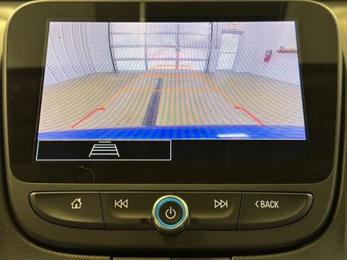 Used 2023 Chevrolet Malibu LS FWD image 38