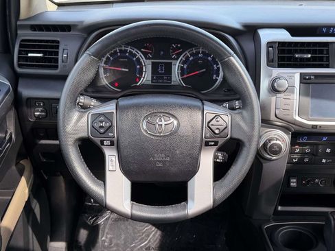 Used 2016 Toyota 4Runner Limited AWD/4WD image 21