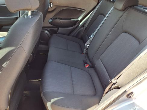 Used 2024 Hyundai Venue SE image 24