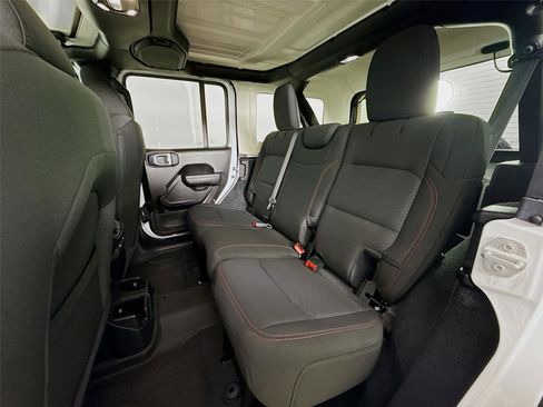 Used 2023 Jeep Wrangler Unlimited Rubicon w/ LED Lighting Group image 24