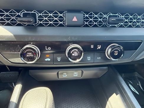 Used 2025 Honda Accord LX image 17