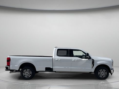 New 2026 Ford F350 Lariat image 2
