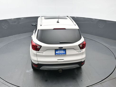 Used 2019 Ford Escape Titanium image 44