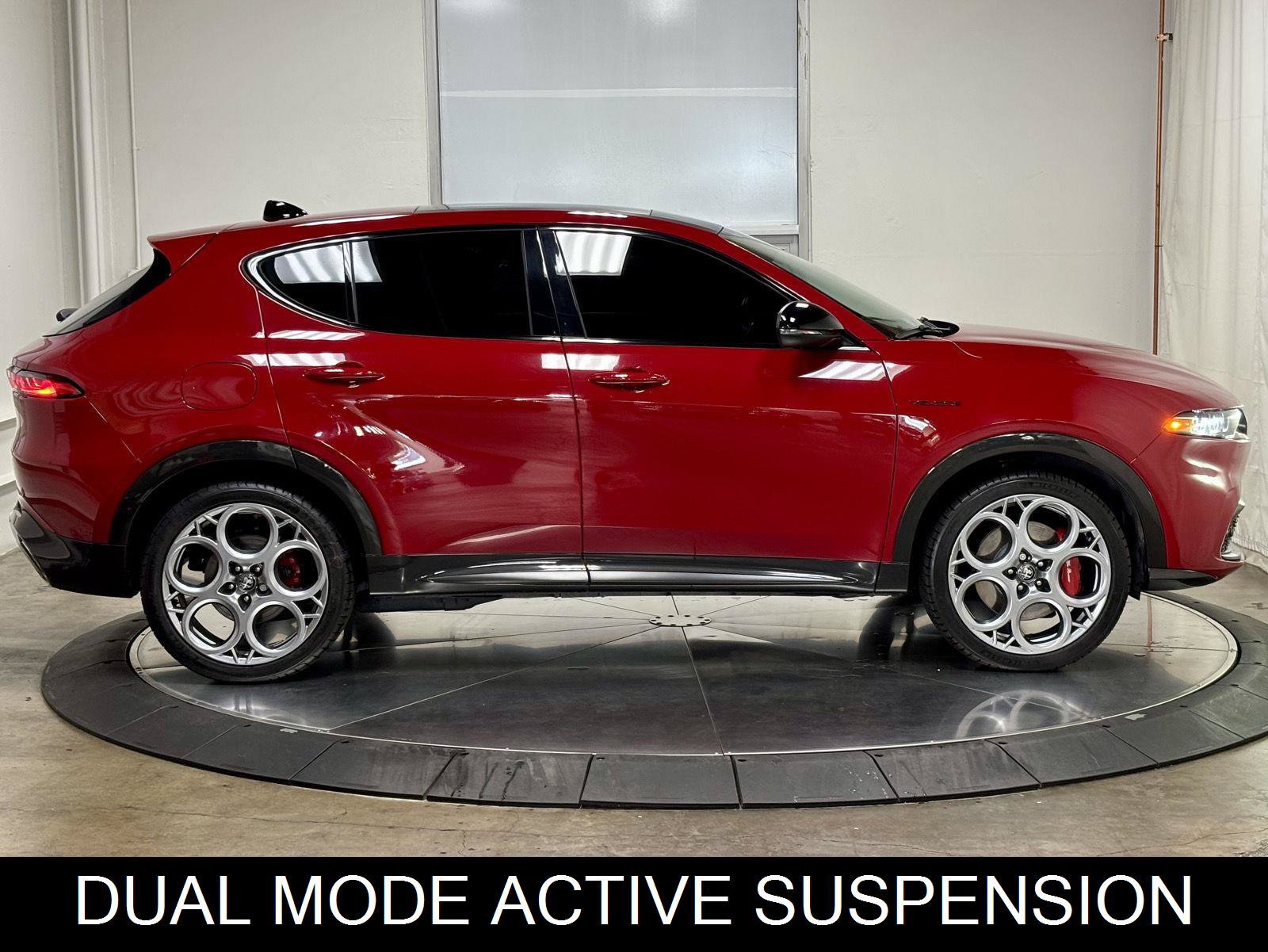 Used 2024 Alfa Romeo Tonale Veloce AWD/4WD image 11