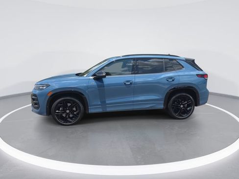 Used 2025 Volkswagen Tiguan SE R-Line AWD/4WD image 5