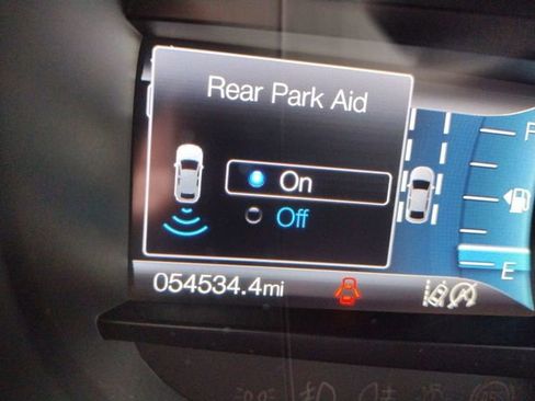 Used 2022 Ford Edge SEL image 42