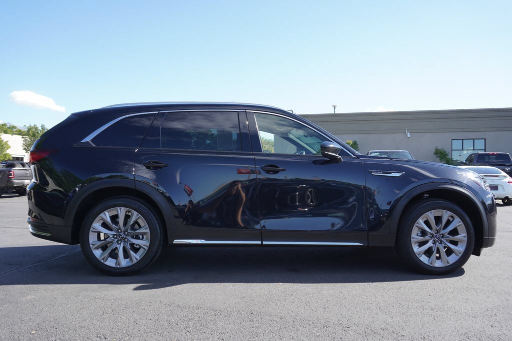 Used 2025 MAZDA CX-90 3.3 Turbo w/ Premium Plus Pkg AWD/4WD image 23