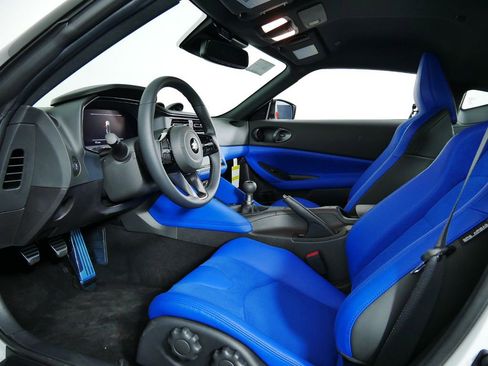New 2024 Nissan Z Performance w/ Floor Mat Package image 14