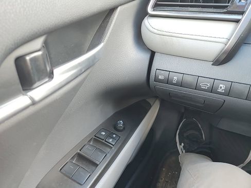 Used 2024 Toyota Camry SE image 21