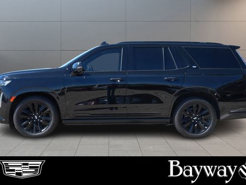 Used 2021 Cadillac Escalade Sport w/ Driver Assist Tech Package image 4