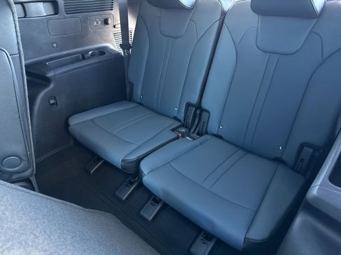 New 2025 Kia Sorento SX Prestige image 16