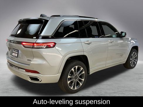 New 2025 Jeep Grand Cherokee Overland w/ Luxury Tech Group IV image 7