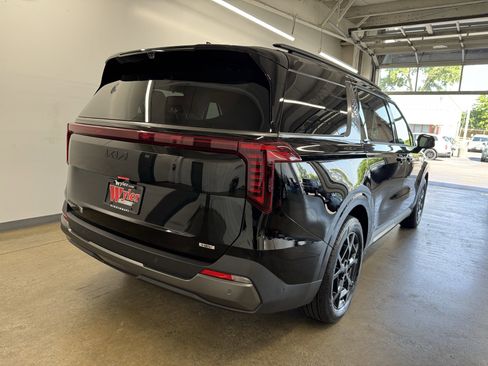 New 2026 Kia Carnival SX Prestige image 3