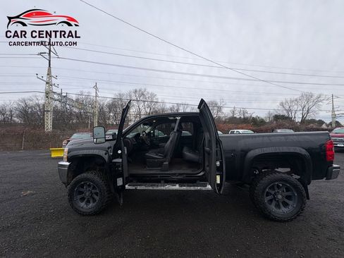 Used 2013 Chevrolet Silverado 2500 LTZ w/ LTZ Plus Package image 24