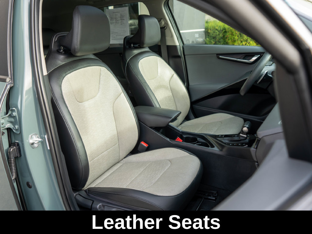 Certified 2023 Kia Niro SX Touring FWD image 9