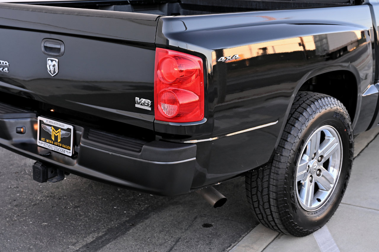 Used 2007 Dodge Dakota Laramie w/ Sun & Wheel Value Group AWD/4WD image 29