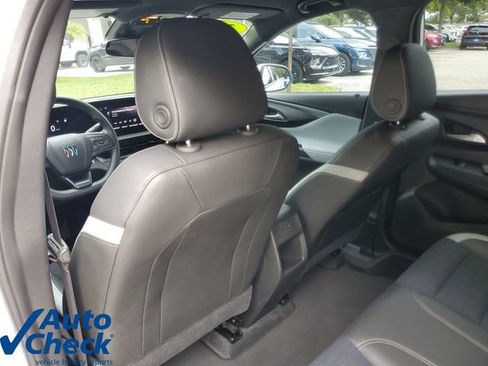 Certified 2024 Buick Envista Preferred w/ Convenience II Package FWD image 13