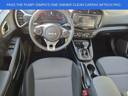 Used 2022 Kia Soul LX w/ Technology Package FWD image 11