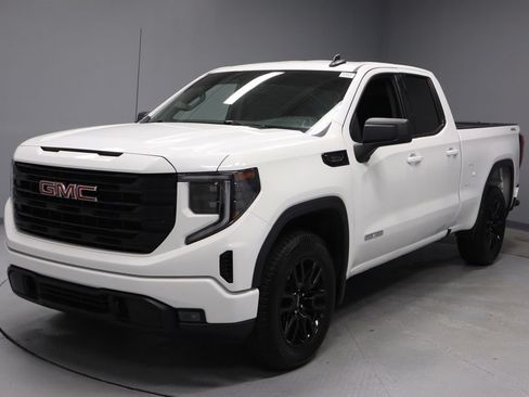 Used 2025 GMC Sierra 1500 Elevation AWD/4WD image 7