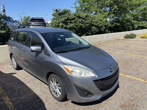Used 2014 MAZDA MAZDA5 Sport FWD image 4